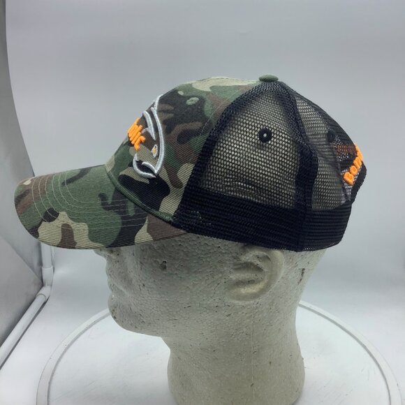 Fishoholic Camouflage Trucker Cap With Embroidered Logo Mesh Back Adjustable - Picture 2 of 5